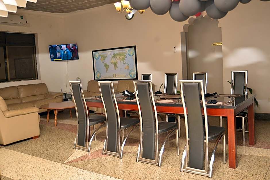 Mowicribs Hotel and Spa
