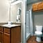 Eagle's Den Suites Cotulla a Travelodge by Wyndham