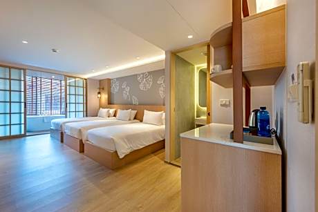 Superior Triple Room