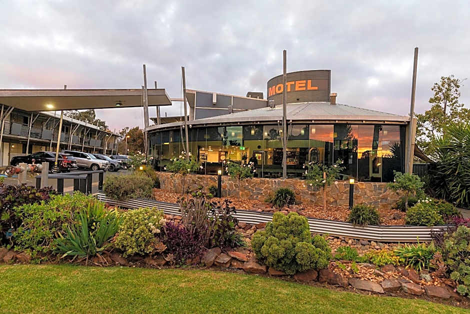 Station Motel