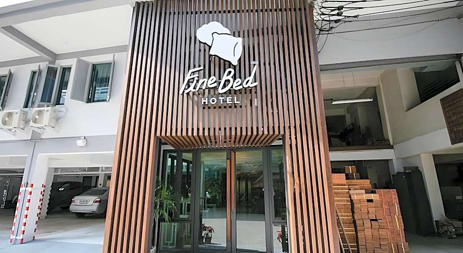 Fine Bed Hotel