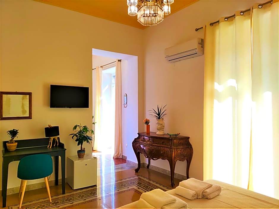 AUSA suites