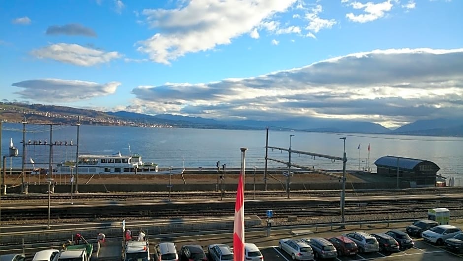 becozy du Lac Self-Check In Hotel Riviera Edition