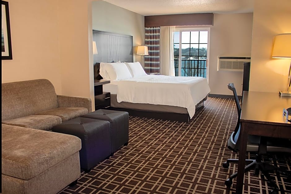 Holiday Inn Express Le Claire Riverfront-Davenport By IHG
