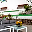 Aparthotel Esquinzo Y Monte Del Mar