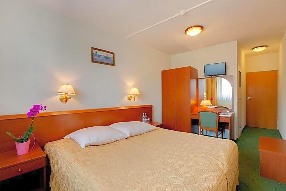 Hotel Zajazd Piastowski