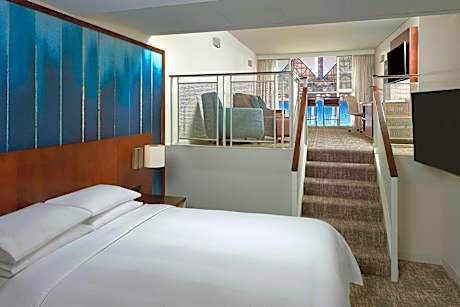 Larger Guest room, 1 King, Sofa bed, Baseball Stadium view