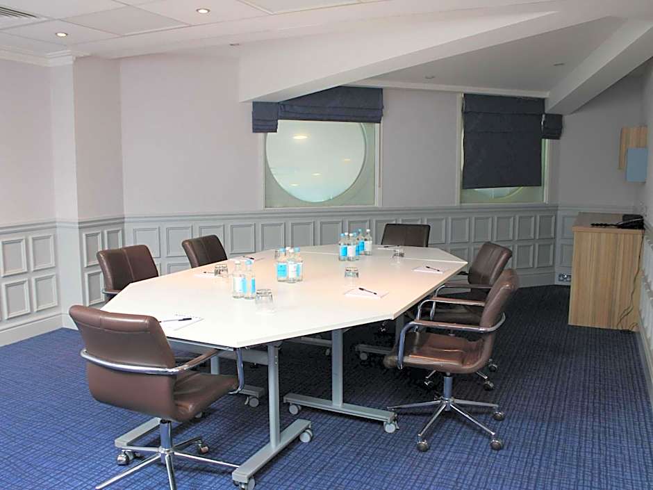 Novotel London Stansted Airport