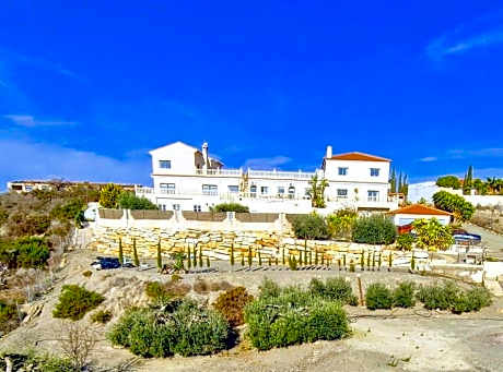 Casa Barranca Bed and Breakfast
