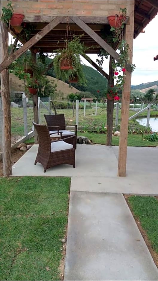 Caminhos da Serra do Tabuleiro - Chalé do Lago