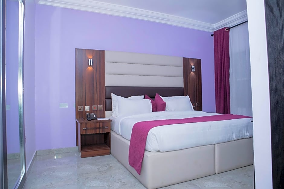 Meritz Hotels and Suites