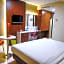 Empress Hotel Makassar City Center by LIFE
