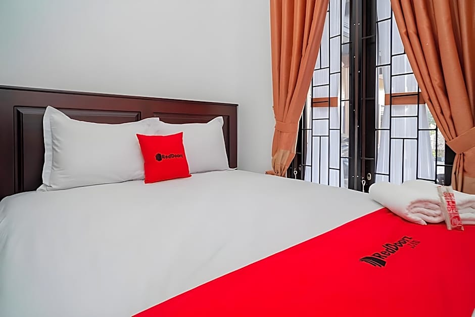Wisma Az Zahra by Reddoorz – Palangkaraya, OK