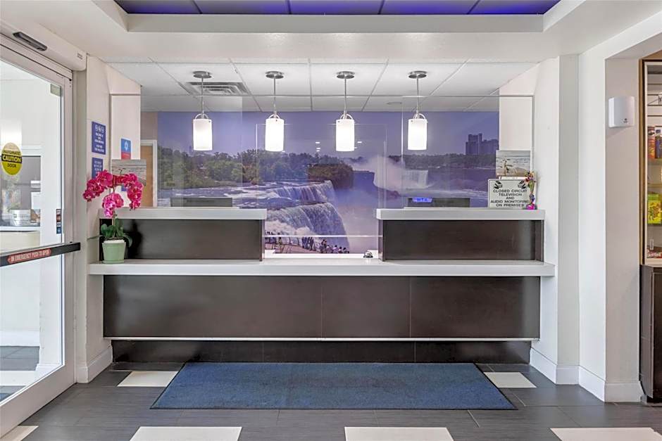 SureStay Plus Hotel by Best Western Niagara Falls East