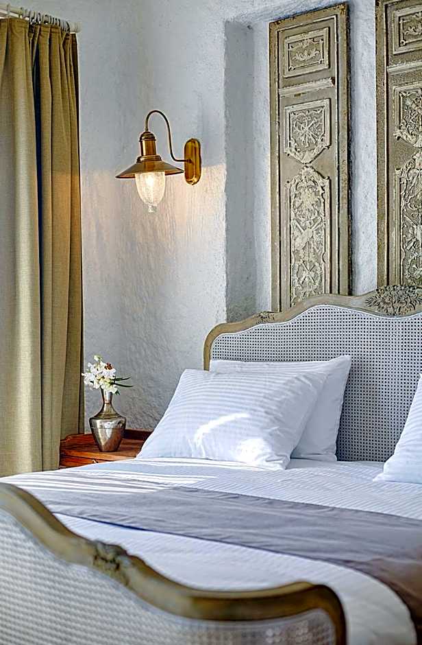 Alakapi Hotel & Villas