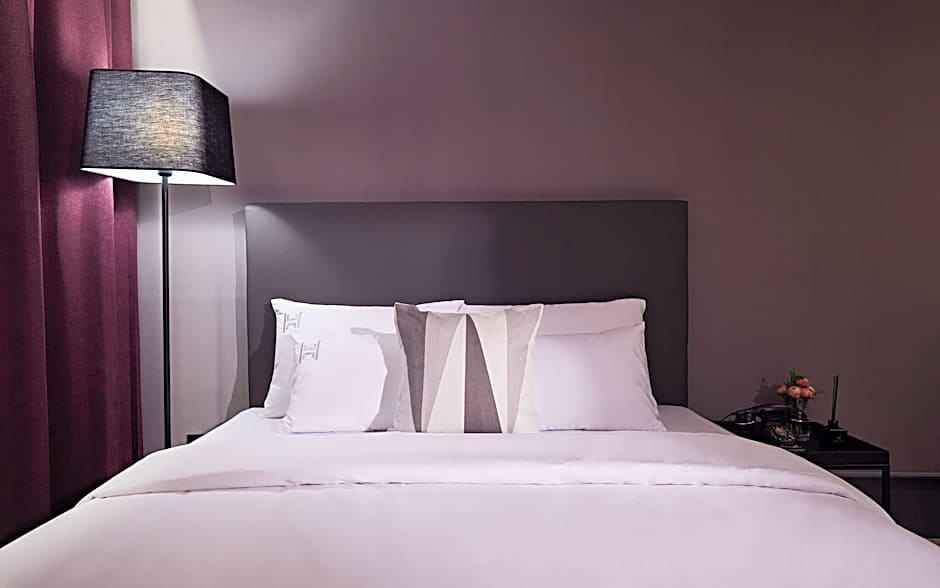 Healasis Hotel