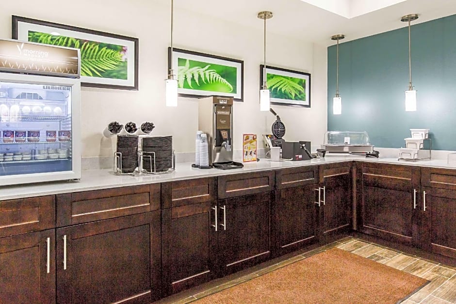 Sleep Inn & Suites