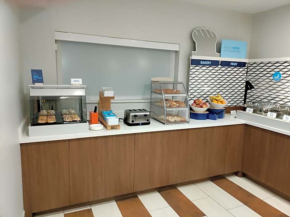 Holiday Inn Express Newberg By IHG