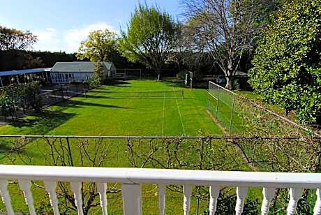One-Bedroom Suite with Spa Bath
