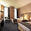 North Avenue Hotel