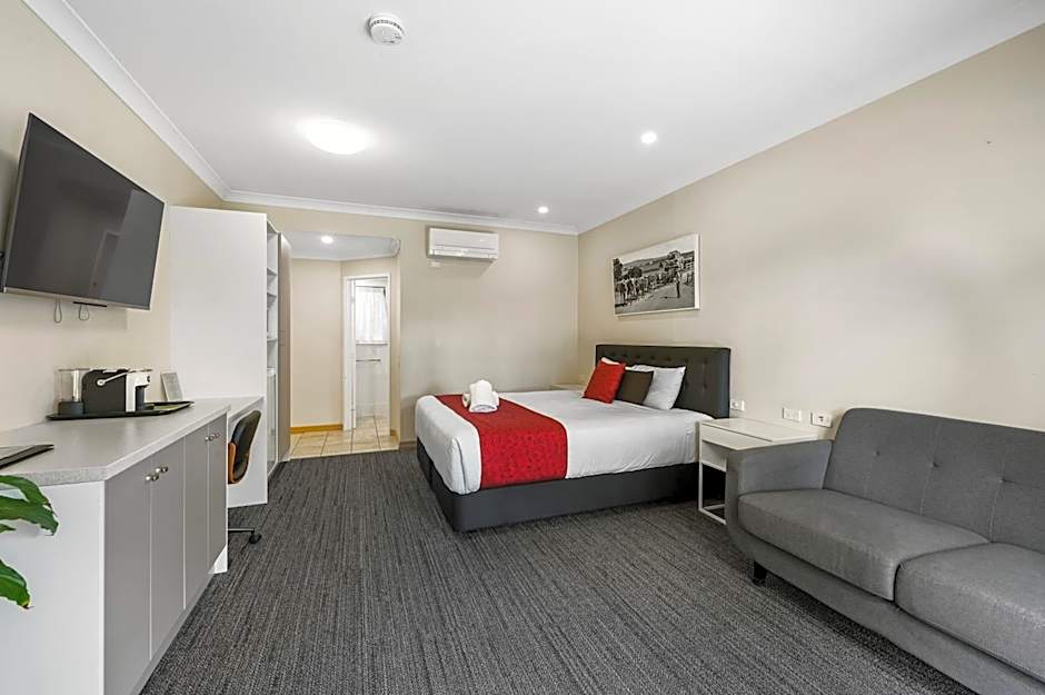 Eastgate on the Range Motel