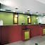 La Quinta Inn & Suites by Wyndham Dallas Hutchins