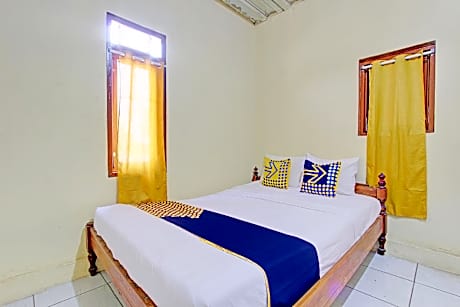 SPOT ON 92930 Syifa Guest House Syariah