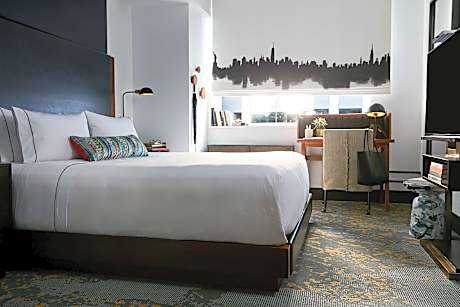 1 King 1 Bedroom Suite High Floor