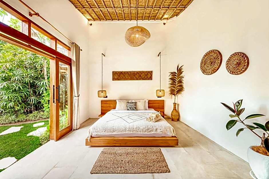 Villa Indigo - 5-BDR with huge pool and garden