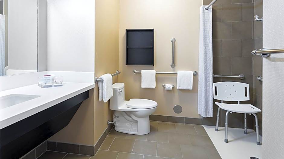 Candlewood Suites Grove City - Outlet Center By IHG