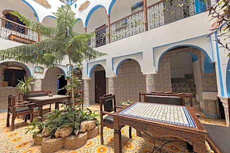 Hotel Nisrine