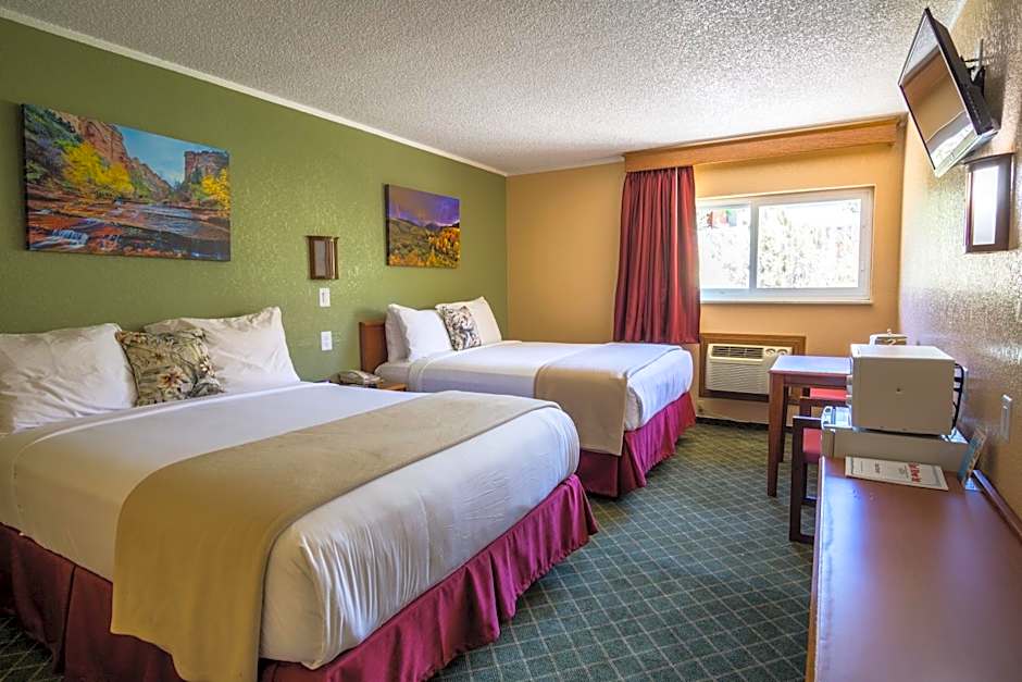 Photo 1 of 14 of 2 Queen Beds, Nonsmoking