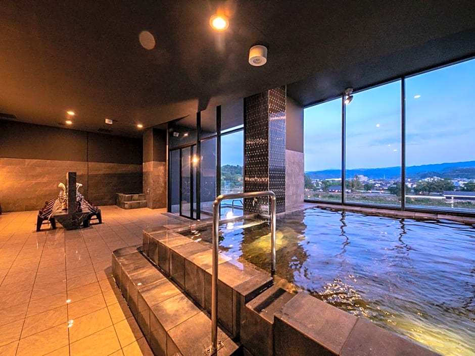 Hitoyoshi Onsen Nabeya