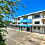 Cairns Reef Apartments & Motel