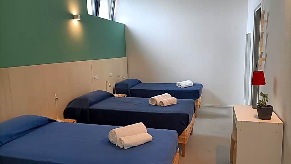 Bed & Bike Hostel