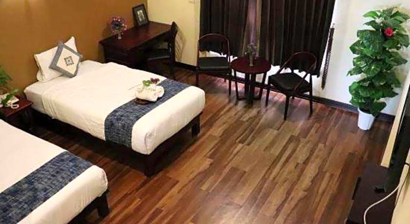 Phonethip Plaza Hotel