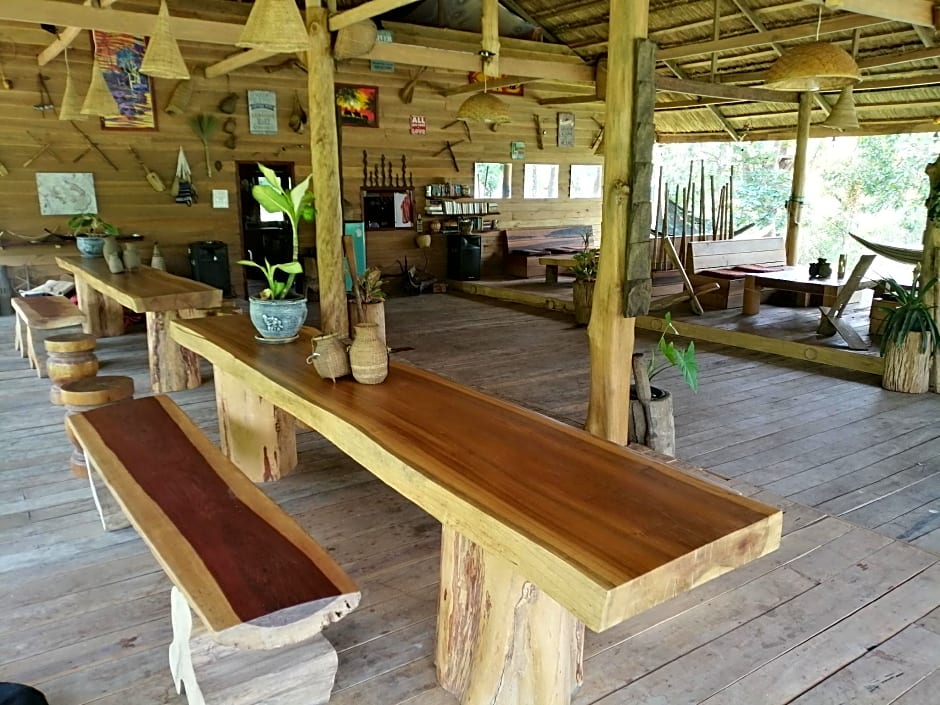 Fandee Island - Tad Lo - Bolaven Loop Pakse