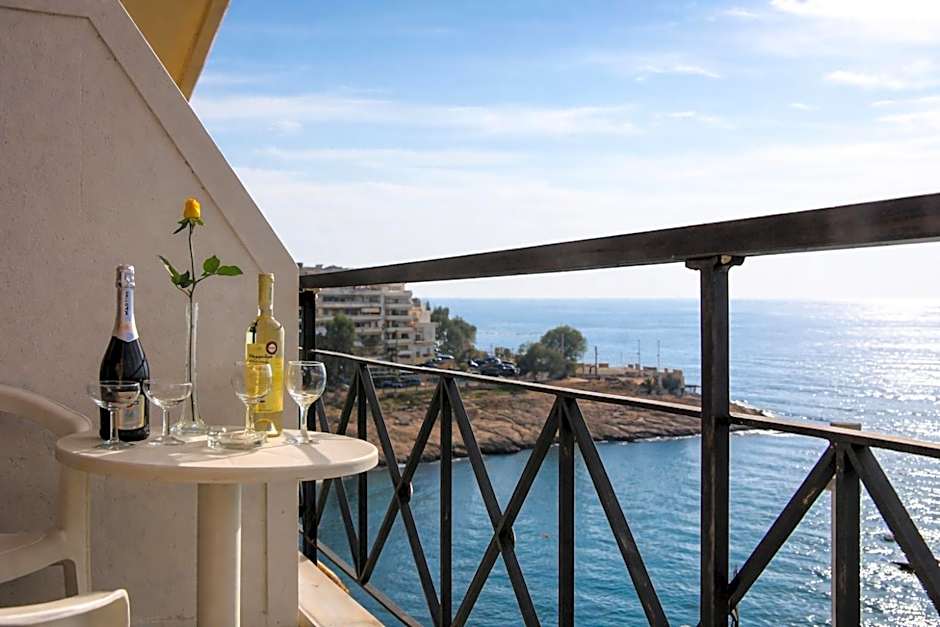Queens Leriotis Hotel