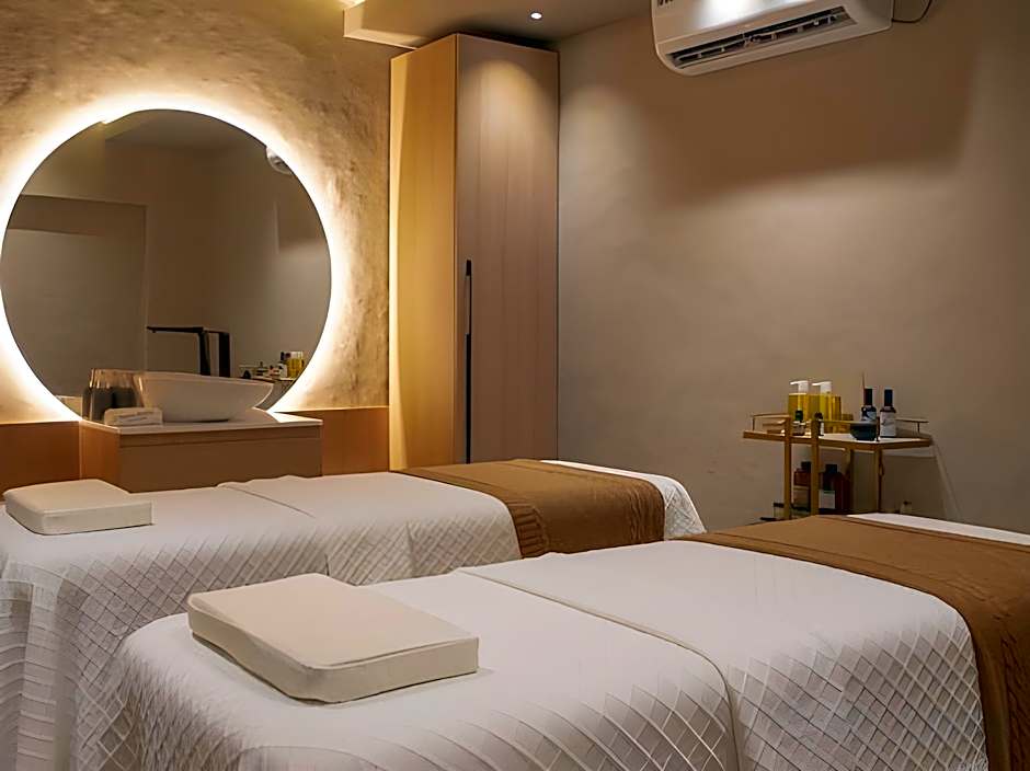 Stone Hotels Dhiffushi