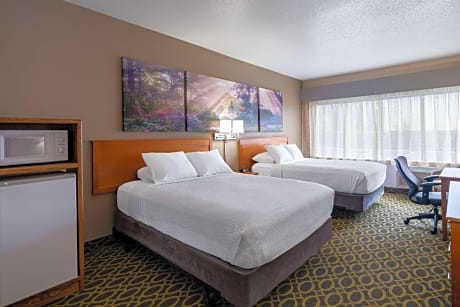 Queen Room with Two Queen Beds - Mobility Access/Non-Smoking