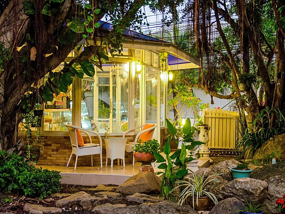 Banyan House Samui Bed & Breakfast (Adults only)