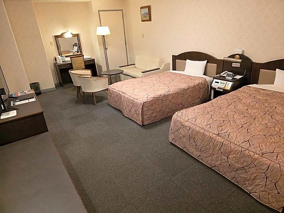 Nobeoka Urban Hotel