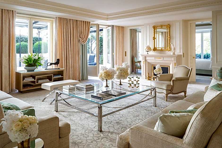 Four Seasons Hotel George V Paris