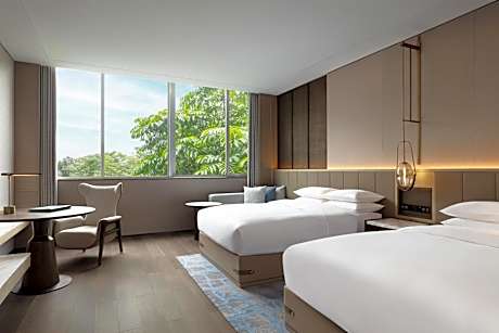 Deluxe, Guest room, 2 Double, City view