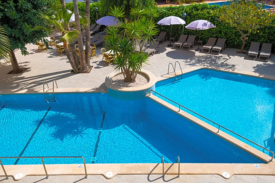 FLOR Los Almendros Apartamentos