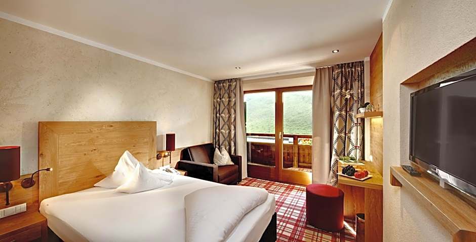 Hotel Berghof Crystal Spa & Sports