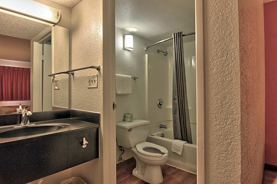 Motel 6-Sacramento, CA - Old Sacramento North