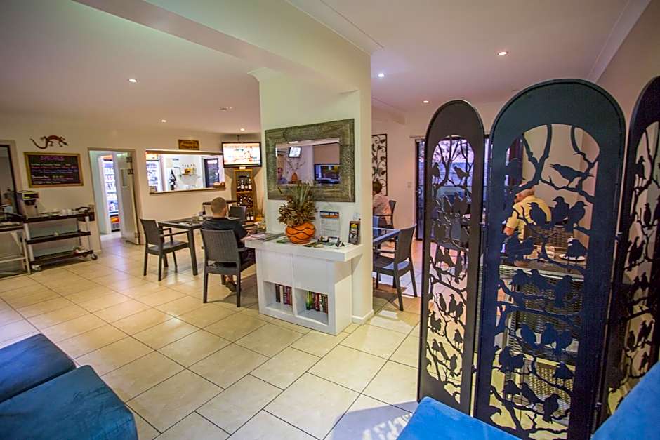 Spinifex Motel and Serviced Apartments
