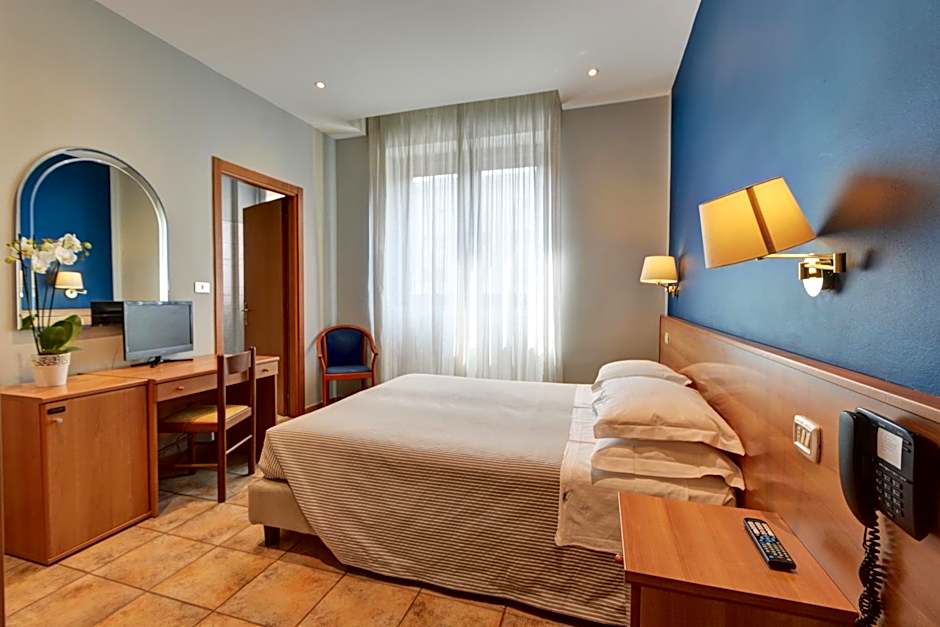Astor Hotel