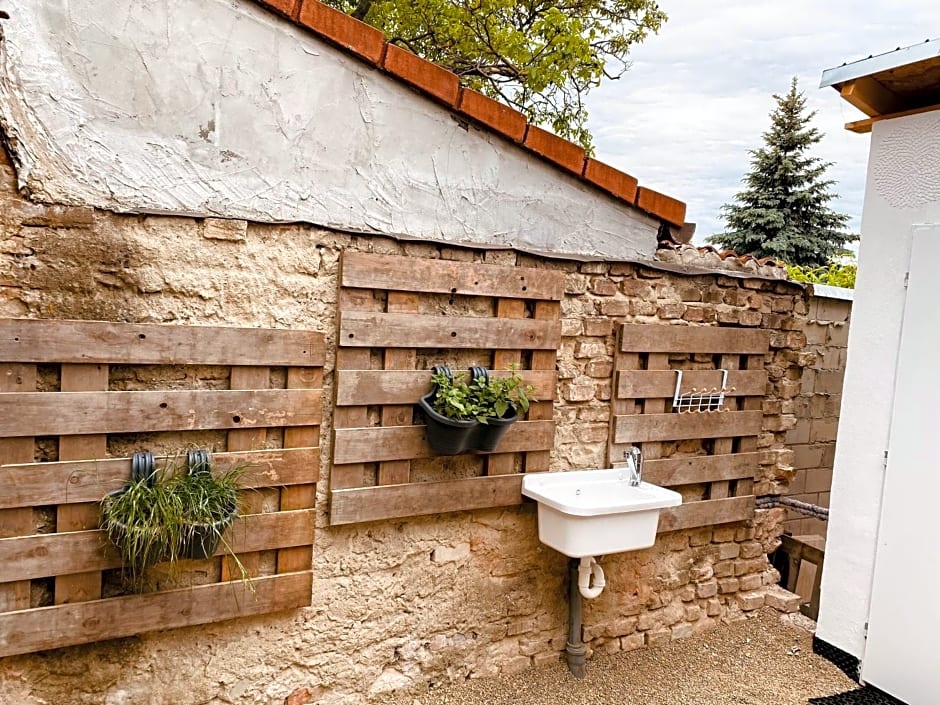 Chatky Daniel-Mikulov, a private campsite just for you